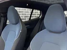 Volvo EX30 (2025) thumbnail 23