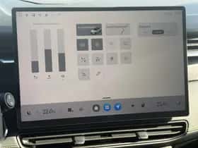 Lynk & Co 01 thumbnail 24