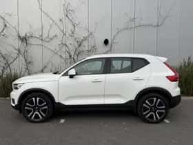 Volvo XC40 thumbnail 2