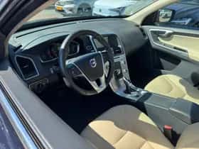 Volvo XC60 thumbnail 4