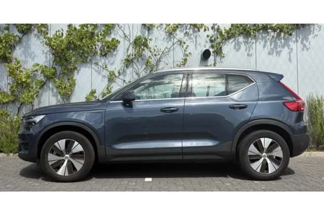 Volvo XC40 (2022) thumbnail 2