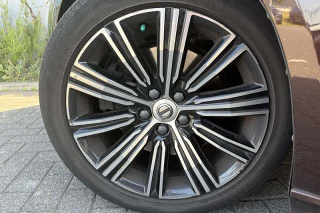 Volvo V60 (2020) thumbnail 4