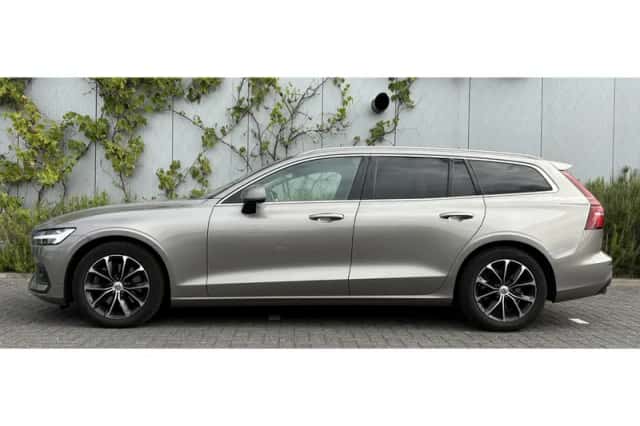 Volvo V60 (2020) thumbnail 2
