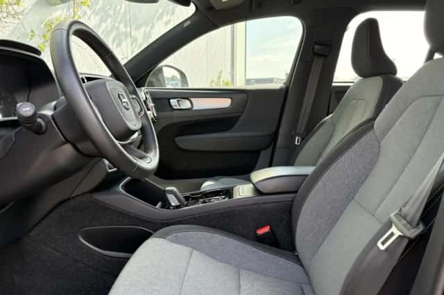 Volvo XC40 (2021) thumbnail 5