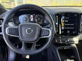 Volvo XC40 thumbnail 8