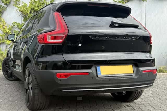 Volvo EX40 (2026) thumbnail 3