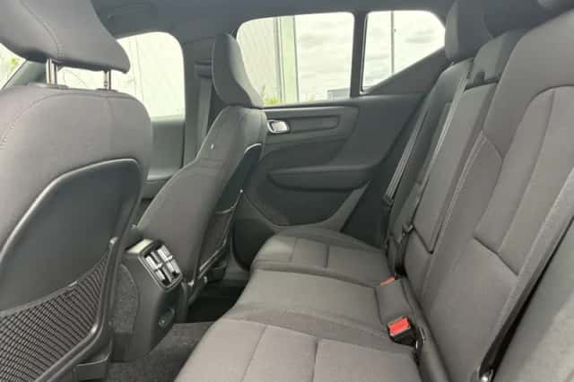 Volvo EX40 (2026) thumbnail 6