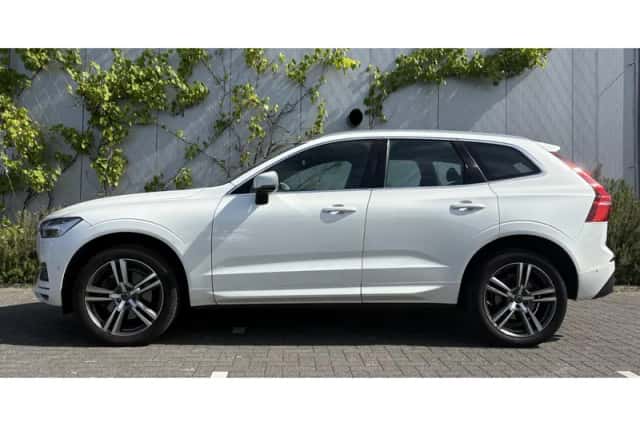 Volvo XC60 (2018) thumbnail 2