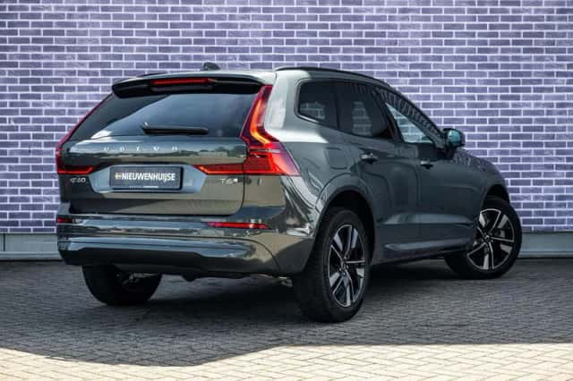 Volvo XC60 (2026) thumbnail 2