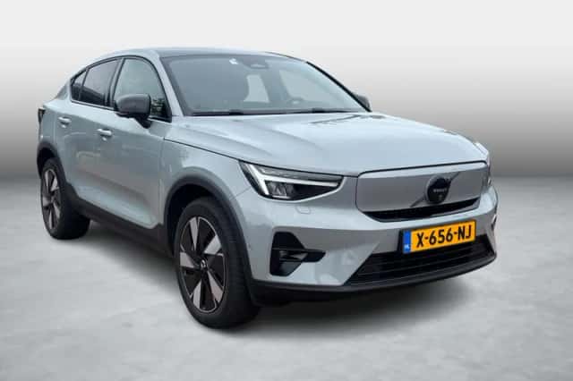 Volvo C40 (2024) thumbnail 3