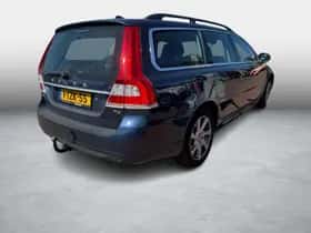 Volvo V70 (2014) thumbnail 2