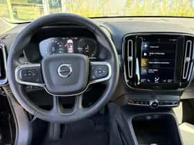 Volvo XC40 thumbnail 9