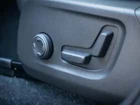 Volvo EX40 thumbnail 12