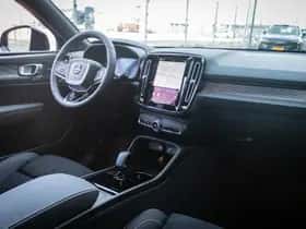 Volvo EX40 thumbnail 14