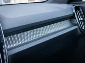 Volvo EX40 thumbnail 20