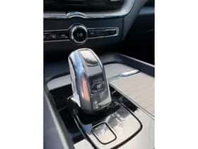 Volvo XC60 thumbnail 9