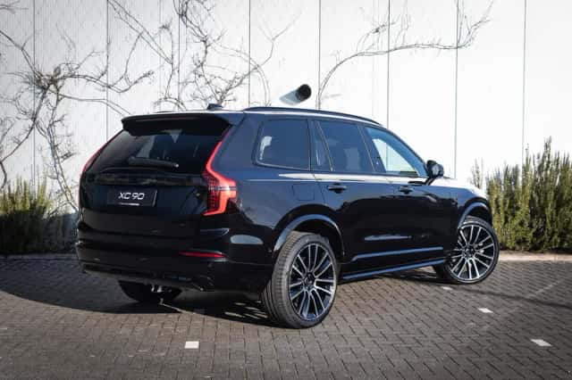 Volvo XC90 (2026) thumbnail 3