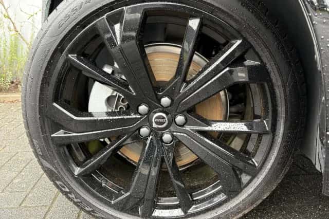 Volvo XC60 (2024) thumbnail 4