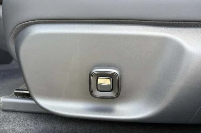 Volvo EX30 (2026) thumbnail 5