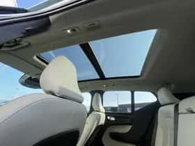 Volvo XC40 thumbnail 11