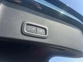 Volvo XC40 thumbnail 6