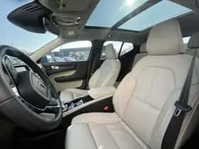 Volvo XC40 thumbnail 8