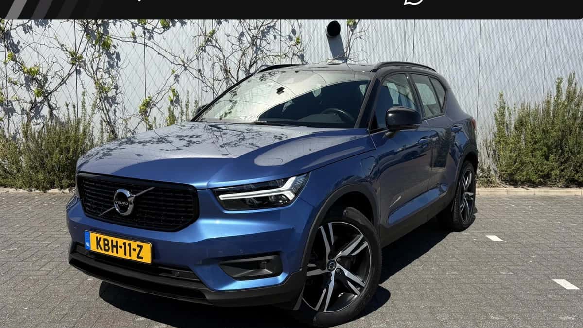Volvo XC40 — foto 1