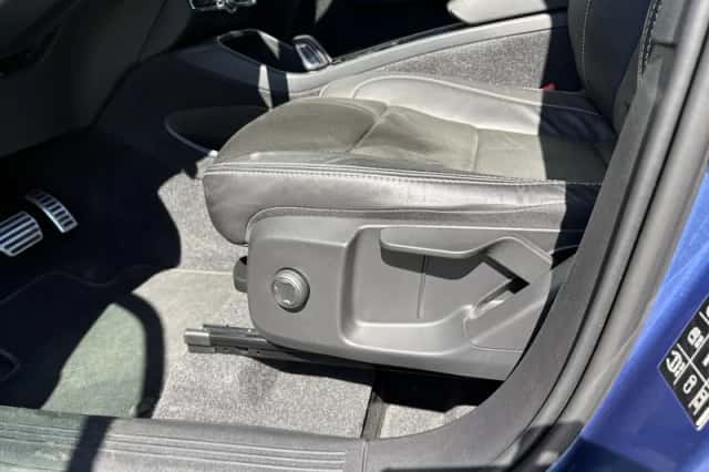 Volvo XC40 (2021) thumbnail 6