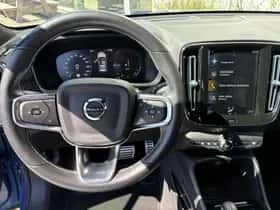 Volvo XC40 thumbnail 8