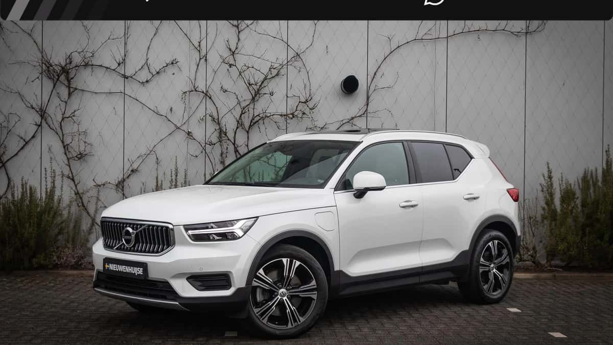 Volvo XC40 — foto 1