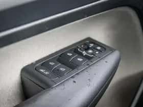 Volvo XC40 thumbnail 20