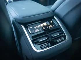 Volvo XC90 thumbnail 16