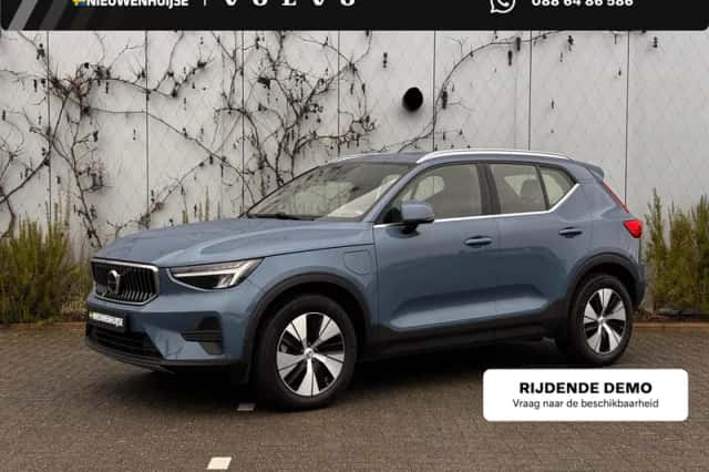 Volvo XC40 (2022) thumbnail 1