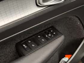 Volvo XC40 thumbnail 17