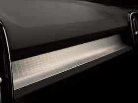 Volvo XC40 thumbnail 18