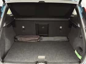 Volvo XC40 thumbnail 6