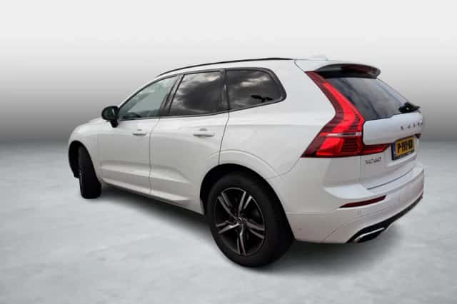 Volvo XC60 (2021) thumbnail 4
