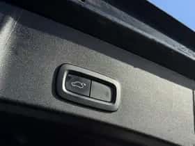 Volvo XC40 thumbnail 7