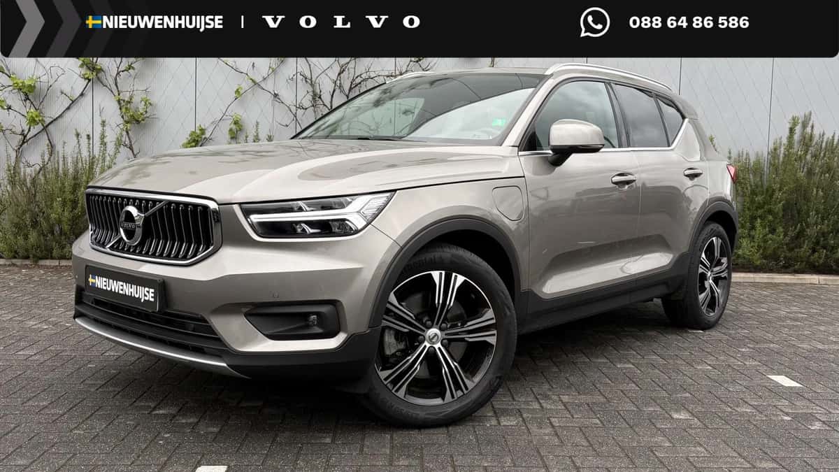Volvo XC40 — foto 1