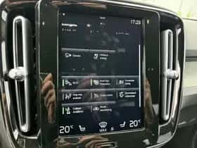 Volvo XC40 thumbnail 12