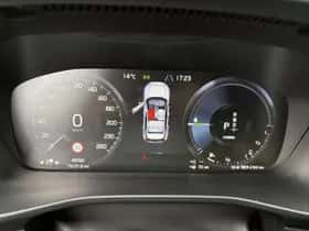 Volvo XC40 thumbnail 9