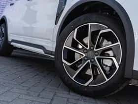 Lynk & Co 01 thumbnail 9
