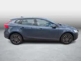 Volvo V40 thumbnail 2