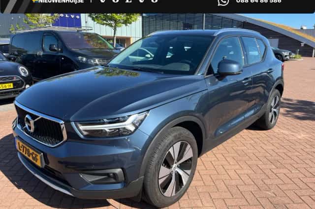 Volvo XC40 (2021) thumbnail 1