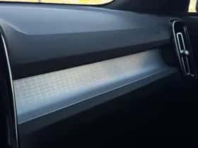 Volvo XC40 thumbnail 15