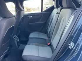 Volvo XC40 thumbnail 16