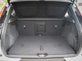 Volvo EX40 thumbnail 11
