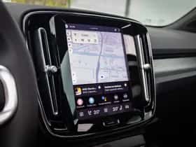 Volvo EX40 thumbnail 16