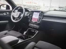 Volvo EX40 thumbnail 19