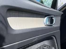 Volvo XC40 thumbnail 7